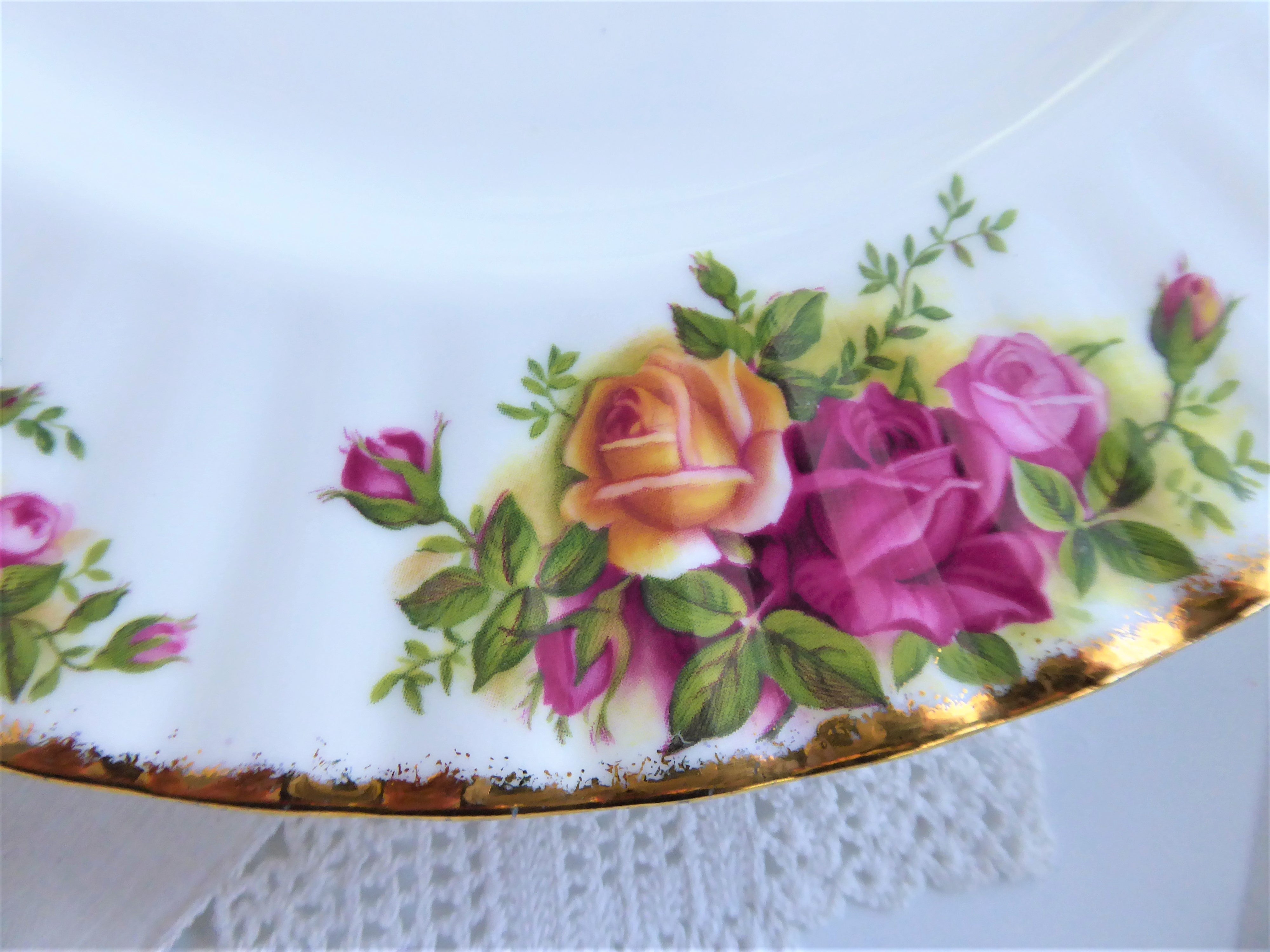 Royal Albert Old Country Roses Dinner Plate Set - Vintage English Bone China (1993-2002) | Elegant Tea Party & Special Occasion Tableware