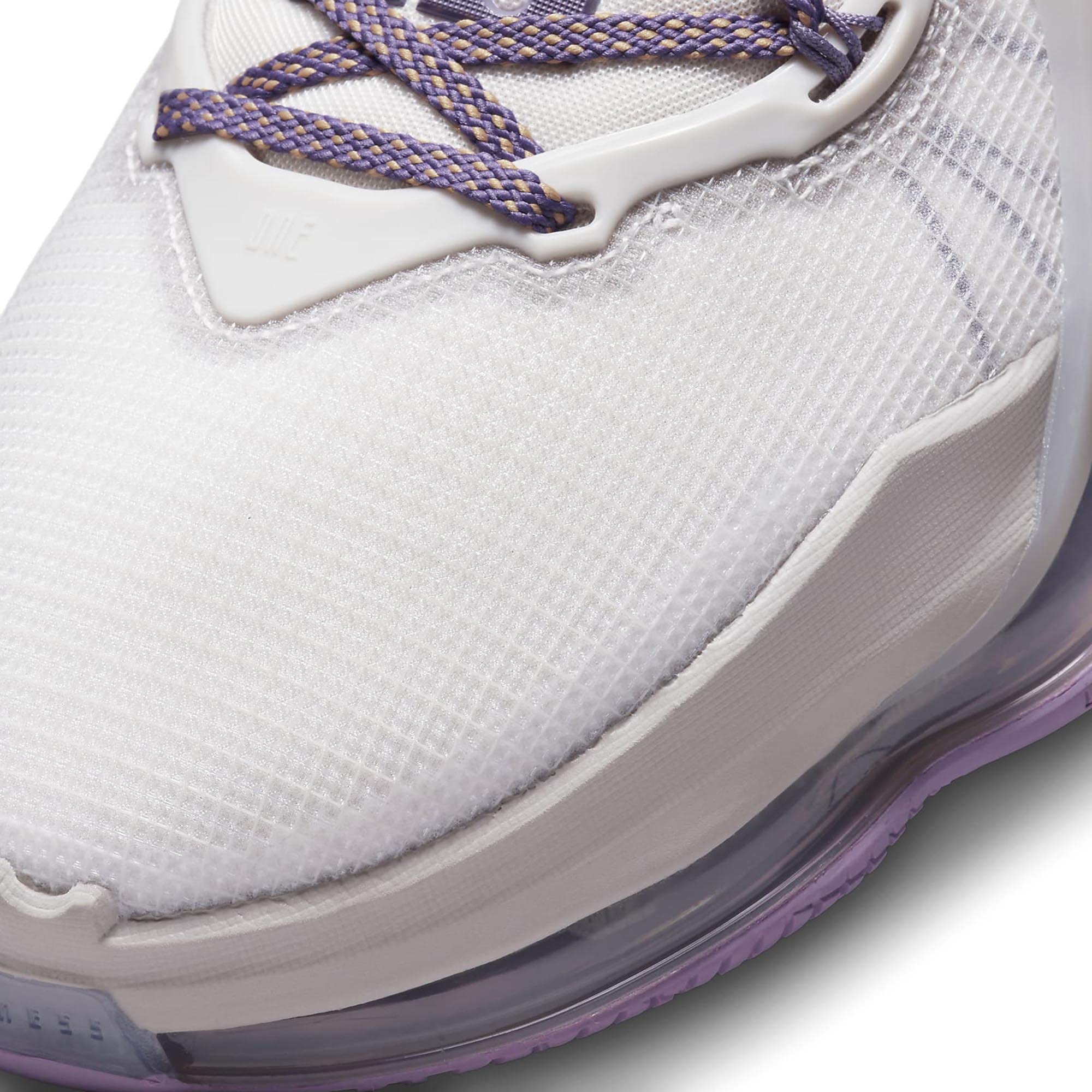 Nike LeBron 19 Basketball Shoes for Men - High-Performance NBA Sneakers for Court Play & Streetwear Fashion