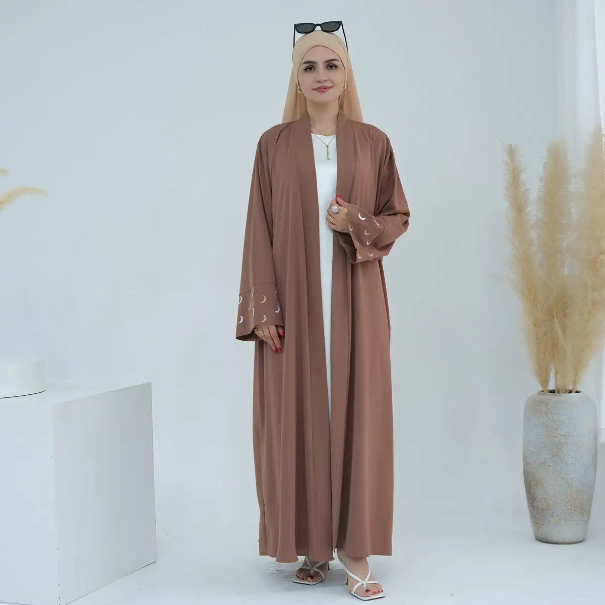 Elegant Muslim Women's Nida Moon Embroidery Open Abaya Dress - Modest Islamic Prayer Dress for Mosque & Special Occasions