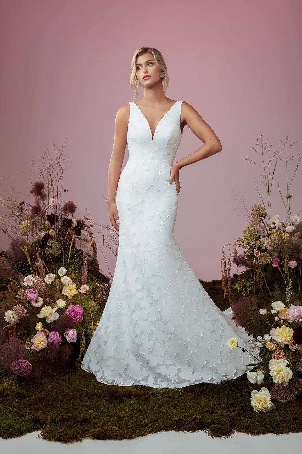 Blue Willow by Anne Barge Day Flower Wedding Dress Size 12 - Perfect for Bridal Ceremonies, Formal Events & Special Occasions