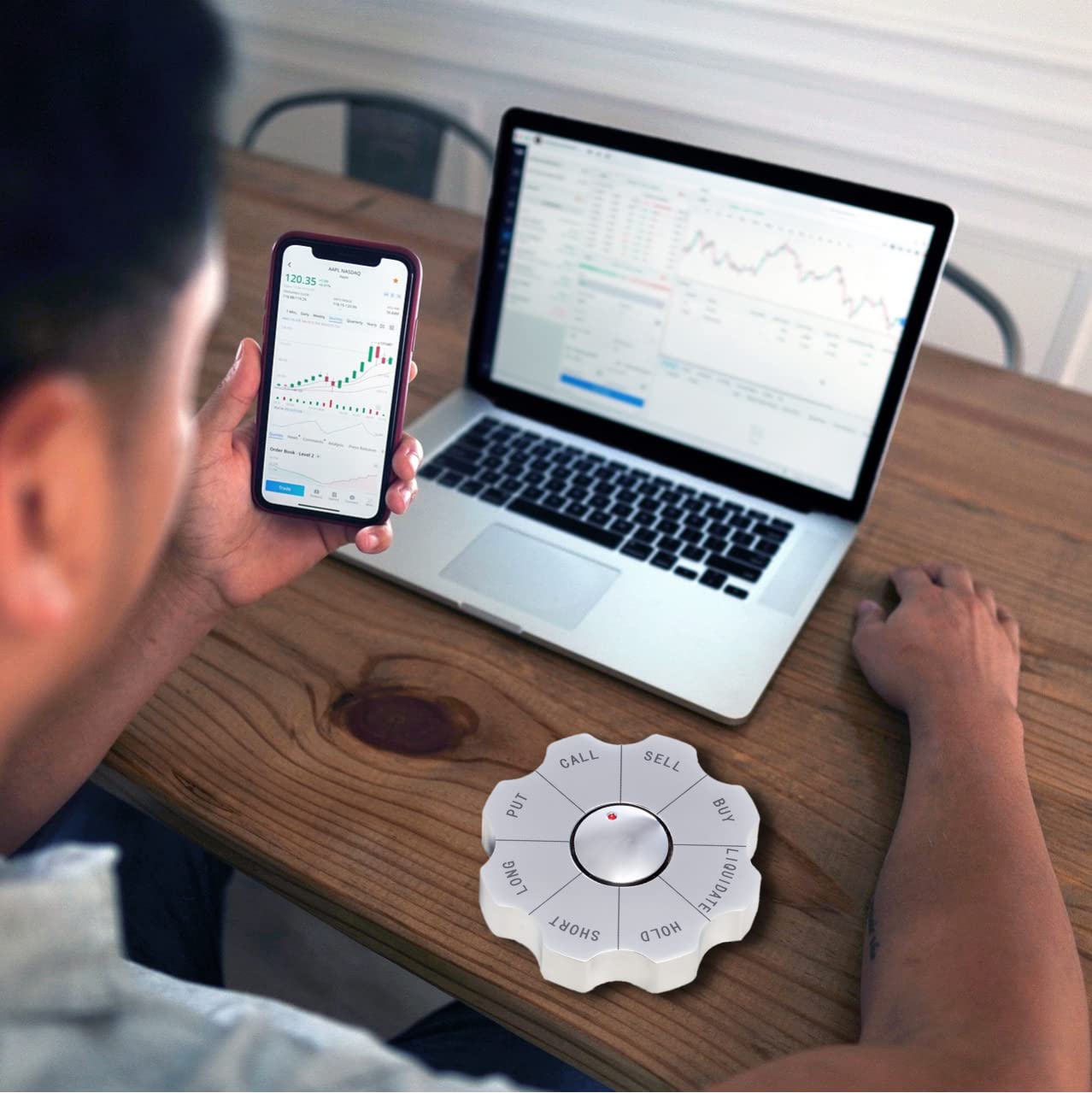Bey-Berk Stock Market Paperweight Decision Maker - Fun Spinning Finance Gift for Stock Traders, Business Graduates & MBA Professionals - Perfect Office Desk Accessory for Stock Market Enthusiasts & Wall Street Decor