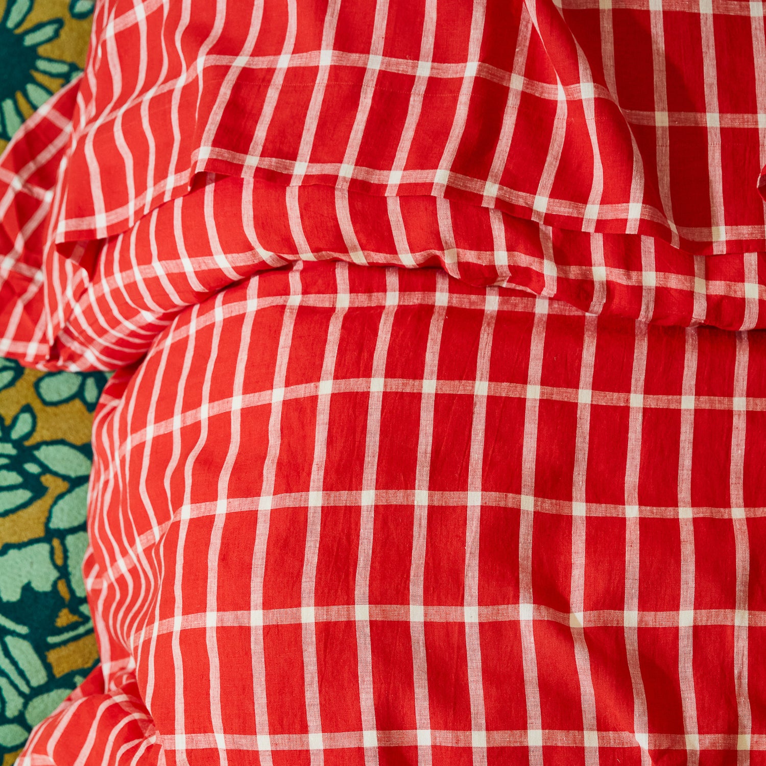 Premium Remi Linen Quilt Cover Set - Scarlet Red 100% Natural Breathable Fabric for Bedroom, Guest Room & Cozy Home Decor