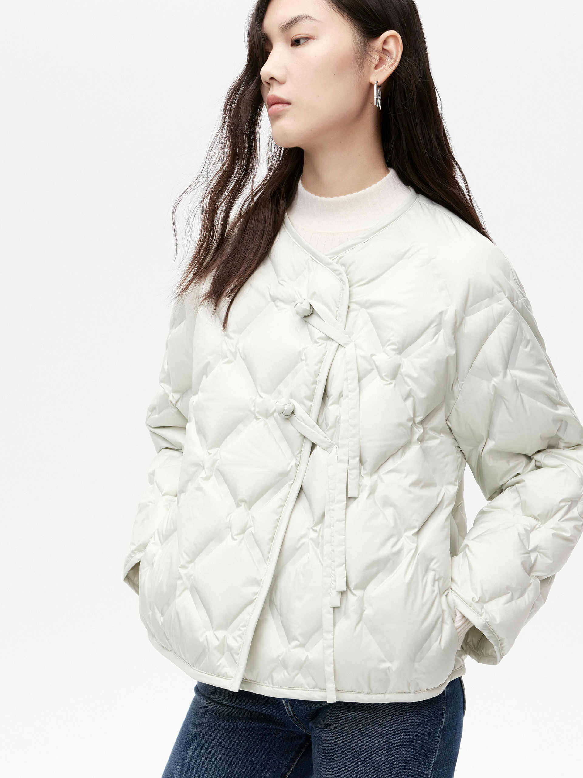 Lightweight Cropped Down Jacket for Women - Warm Winter Puffer Coat, Water-Resistant Outerwear for Hiking, Travel & Outdoor Activities