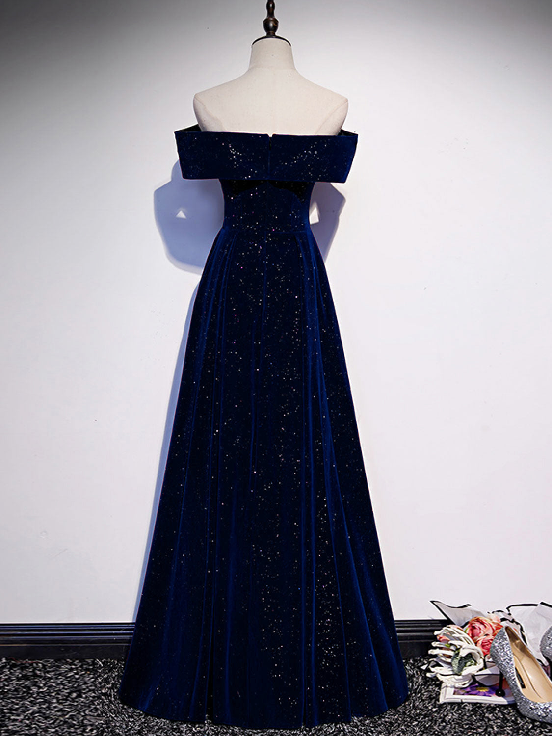 Elegant Off Shoulder A-Line Velvet Prom Dress in Dark Blue - Long Formal Evening Gown for Homecoming, Ball, and Special Occasions