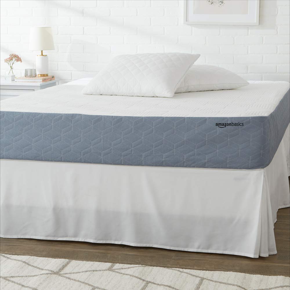 Amazon Basics Gel Memory Foam Mattress - Firm & Cooling King Size (80