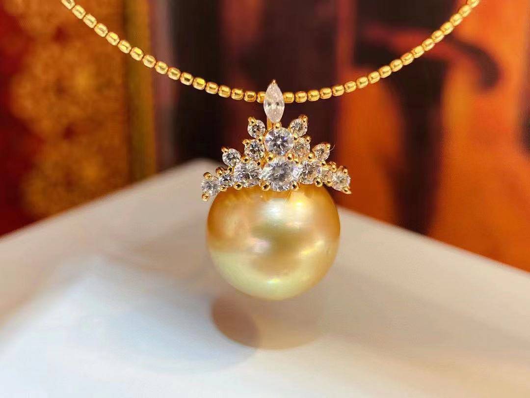 18K Solid Gold South Sea Golden Pearl Necklace - Luxury Women's Jewelry Gift for Wedding, Anniversary & Special Occasions | Elegant Pearl Pendant for Formal Events & Evening Wear