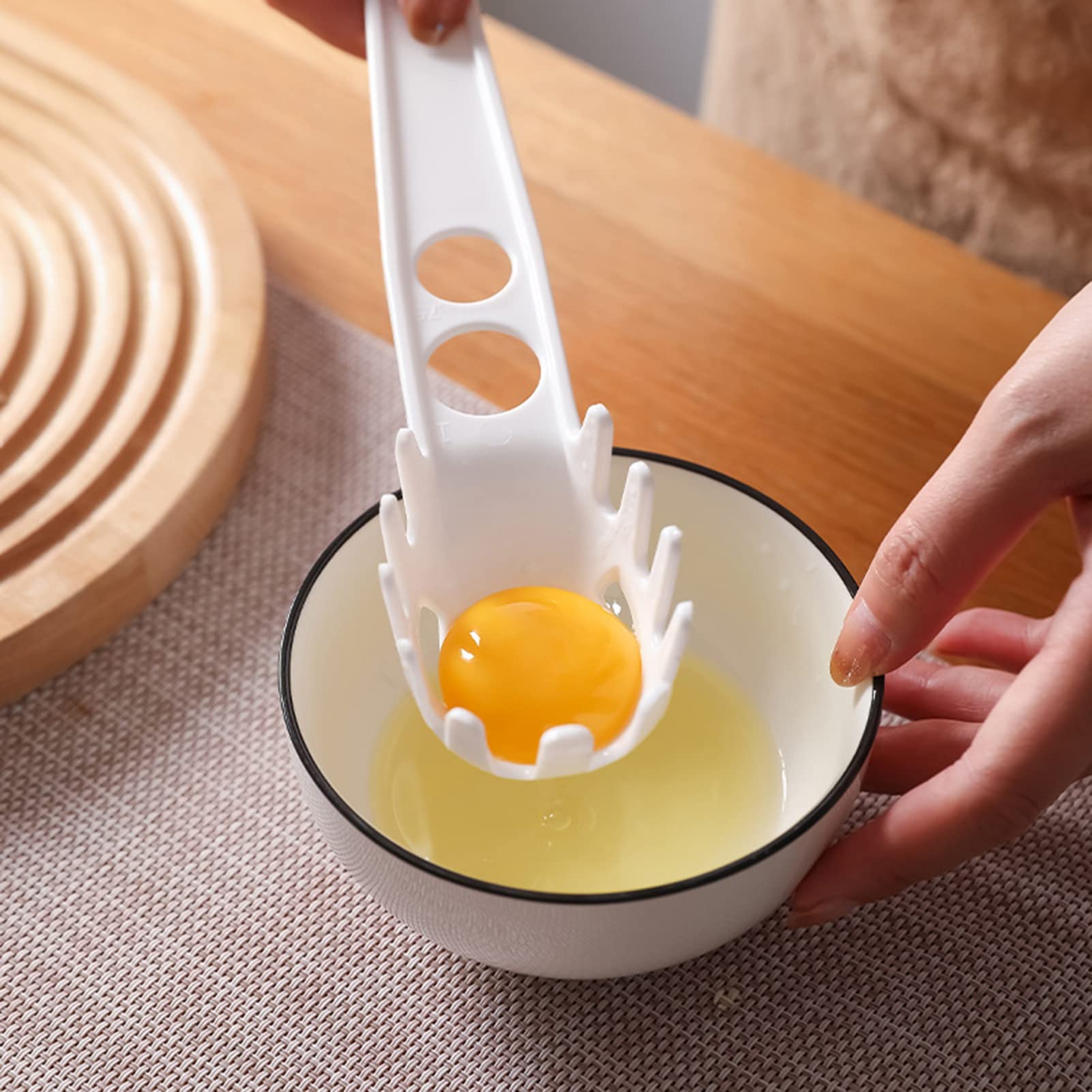 Space-Saving Plastic Spaghetti Server Pasta Fork with Residue Filter - Easy to Clean & Dishwasher Safe - Perfect for Italian Dinners, Restaurants, and Home Kitchens
