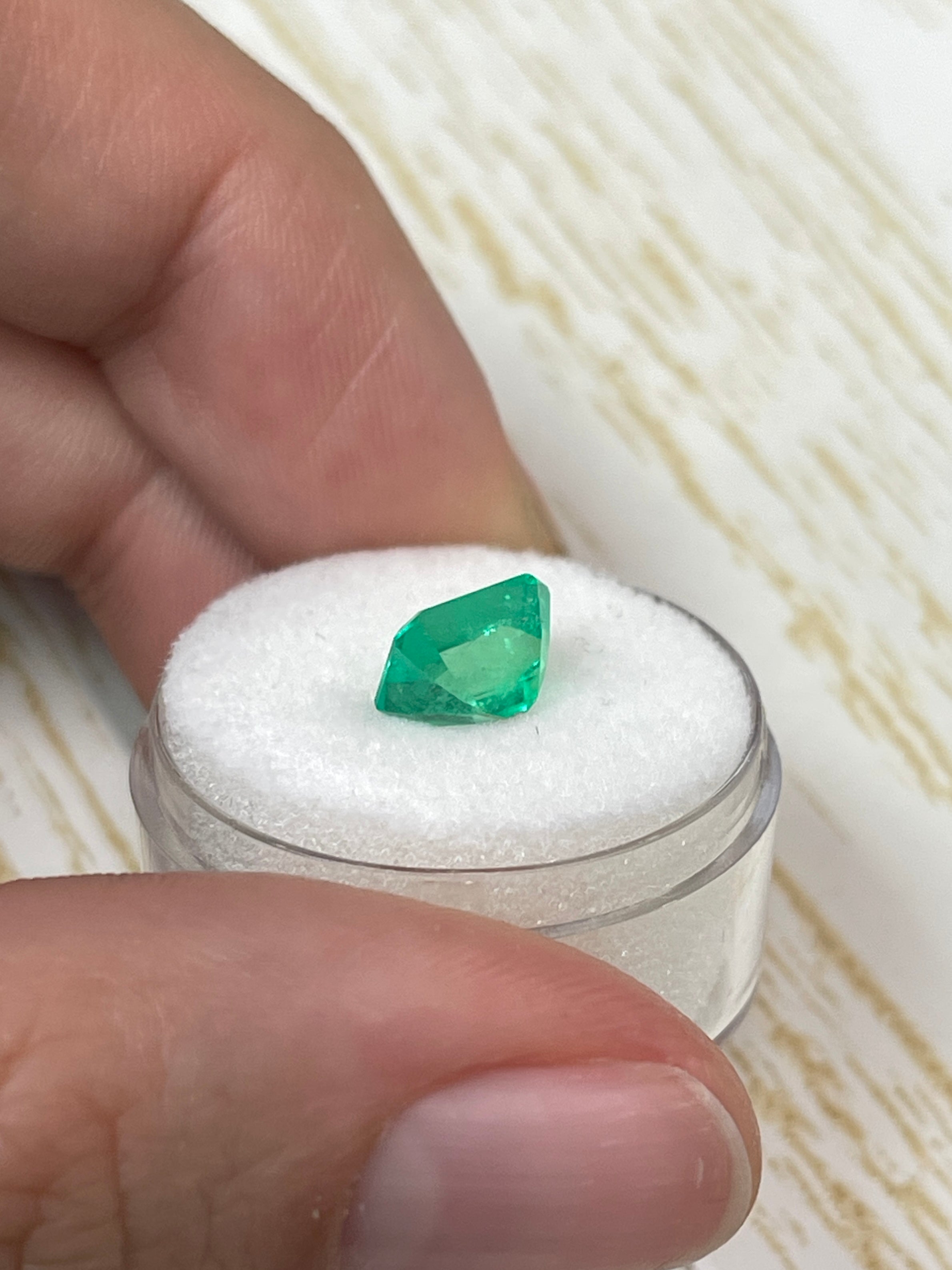 2.07 Carat 9x7mm Muzo Green Natural Colombian Loose Emerald - Emerald Cut Gemstone for Jewelry Making, Engagement Rings & Luxury Gifts
