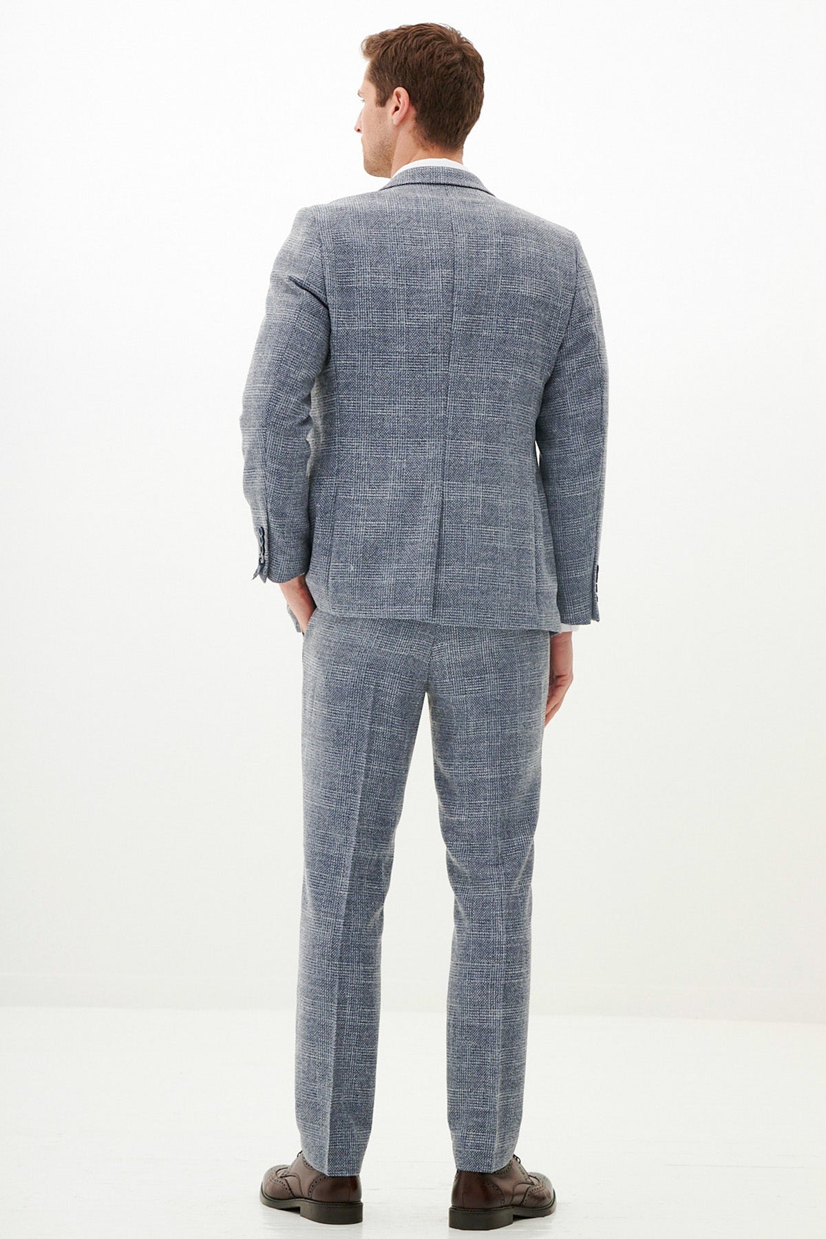 Tim Iroegbunam Everton FC Tweed Suit in Kris Sky Blue - Official Football Club Collection - Perfect for Matchdays & Fan Events