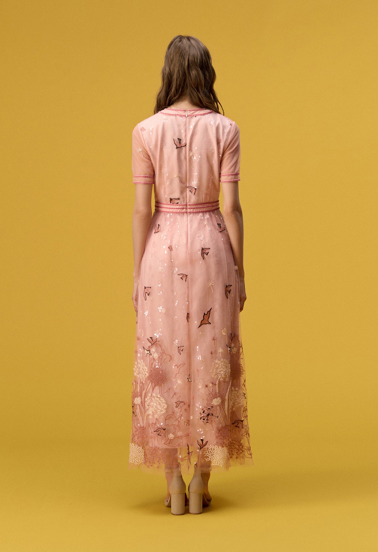 Elegant Pink Organza V-Neck Short Sleeve Dress for Women - Perfect for Summer Weddings, Garden Parties & Date Nights
