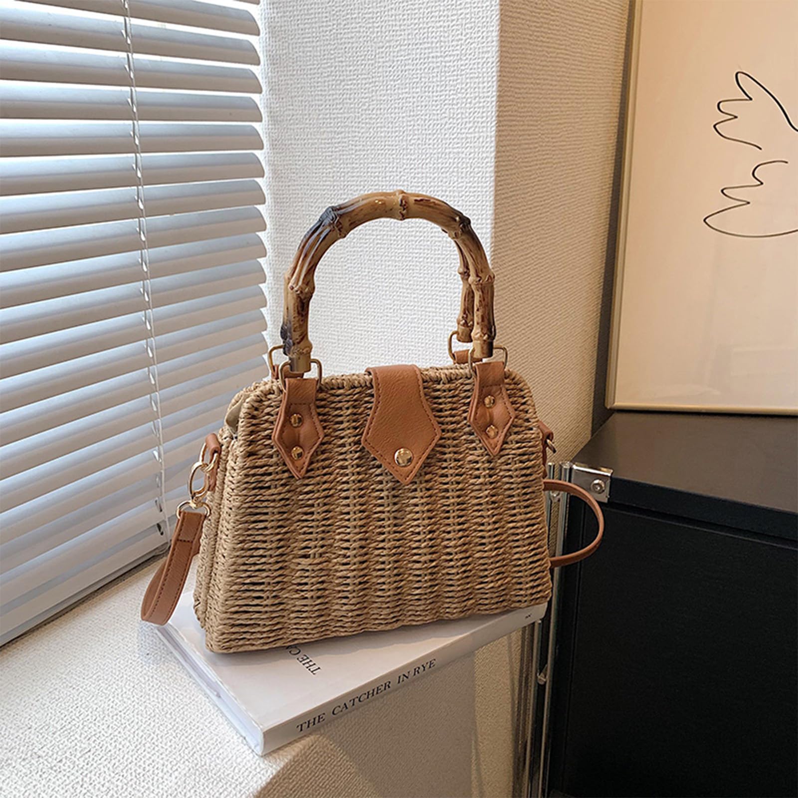 Trendy Straw Tote Bag for Women - Summer Woven Crossbody Purse with Bamboo Handle | Beach Bag, Picnic Accessory, Boho Fashion Statement