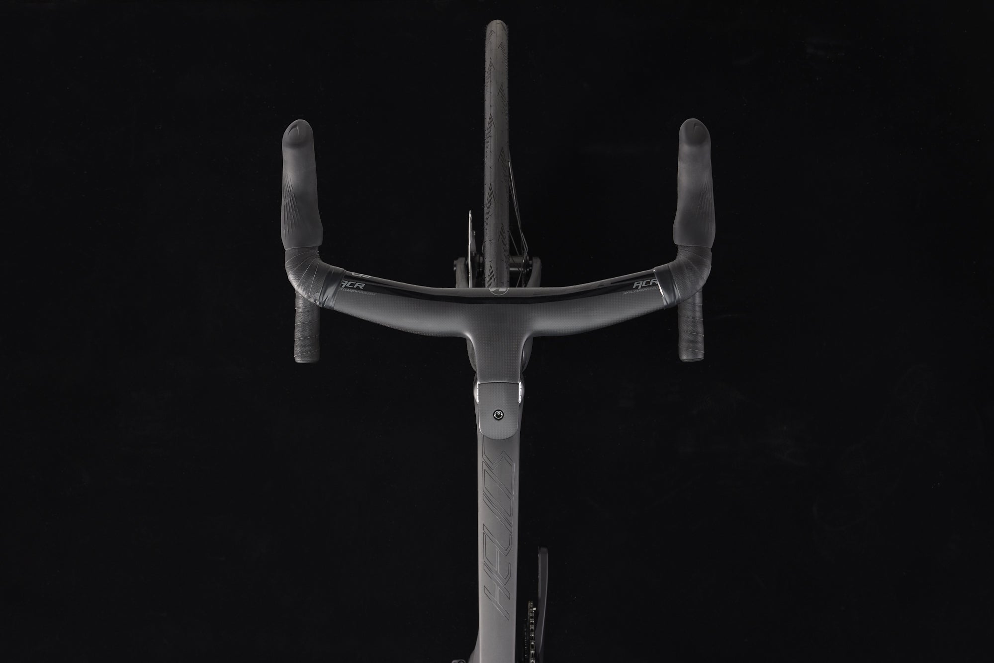 Polygon Helios A8X Ultegra Di2 Carbon Road Bike - Lightweight & Fast Performance Road Bike for Racing & Endurance Training | Perfect for Competitive Cyclists & Long-Distance Rides