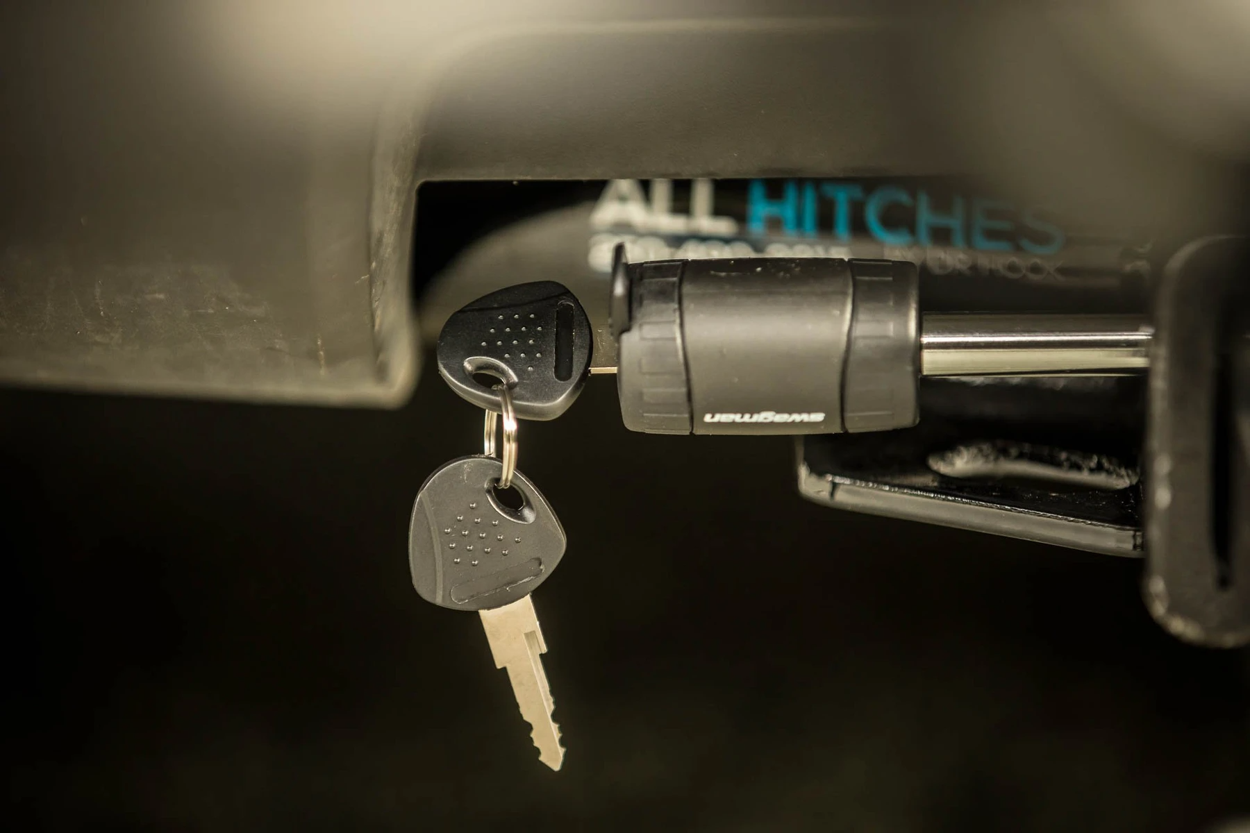 Locking Hitch Pin - Heavy Duty Trailer Hitch Lock for Secure Towing - Perfect for Trucks, Trailers, and RVs