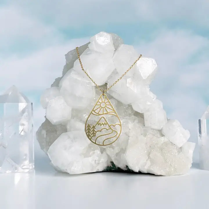 Sun Mountain Gold Tea Leaf Necklace - Elegant Pendant for Women, Perfect for Casual Wear, Office, and Special Occasions
