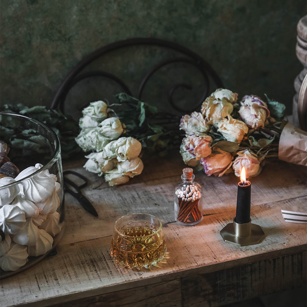 Elegant Petite Brass Candle Holder for Table Decor - Perfect for Weddings, Romantic Dinners & Home Decoration