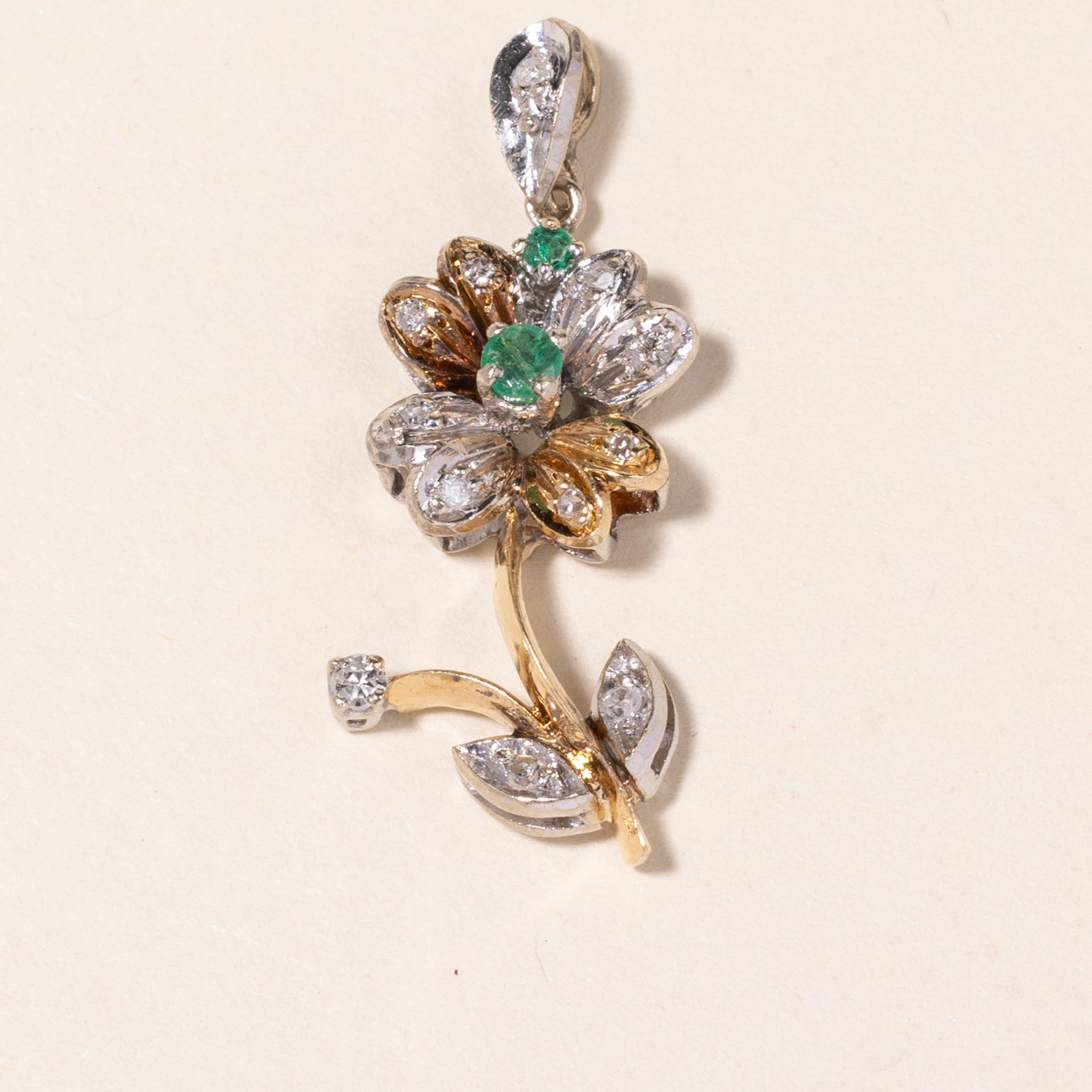14K Yellow Gold Emerald and Diamond Flower Pendant Necklace - 0.10ct Emerald & 0.15ctw Diamonds | Elegant Jewelry Gift for Women | Perfect for Anniversary, Birthday & Special Occasions