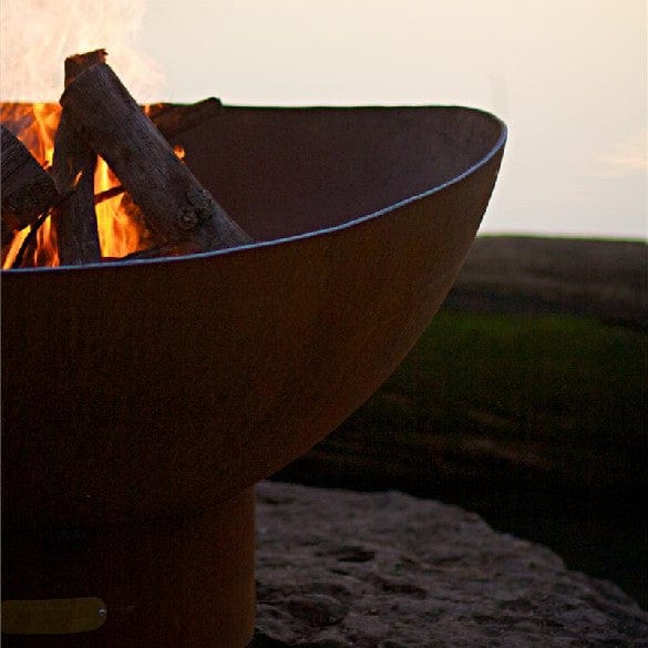 Scallop Fire Pit for Wood Burning - Outdoor Patio & Backyard Campfire Accessories - Perfect for Garden, Deck, and Camping Gatherings