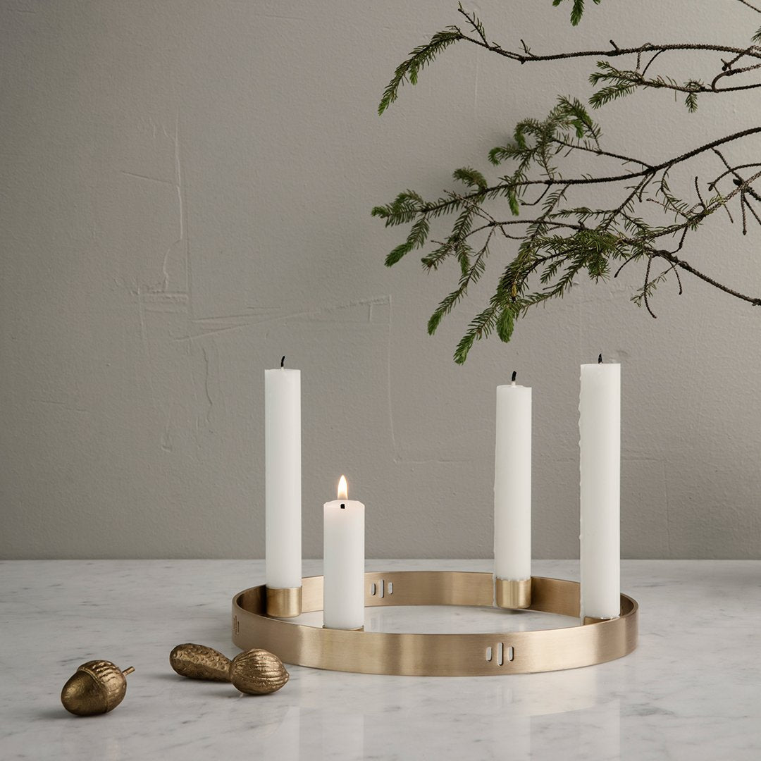 Modern Metal Circle Candle Holder for Home Decor - Elegant Table Centerpiece for Weddings, Parties & Romantic Dinners