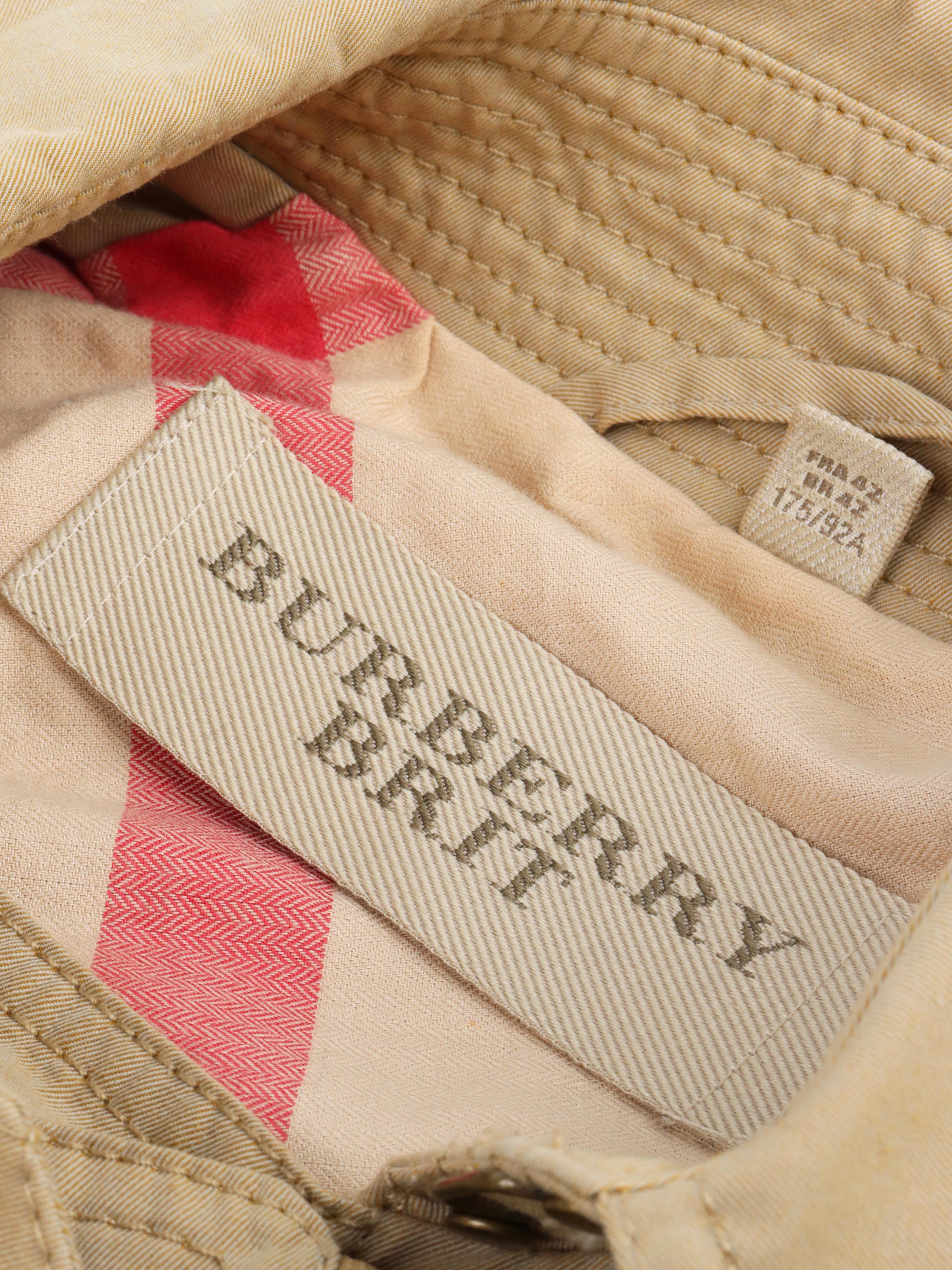 Burberry Short Tan Trench Coat for Women | Classic Waterproof Raincoat | Perfect for Work, Travel & Fall Fashion