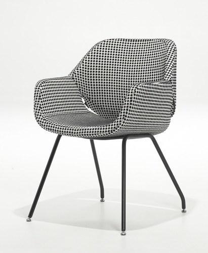 Artifort Gap Chair - Modern Lounge Chair for Living Room, Office & Reading Nook - Ergonomic Design with Comfortable Seat