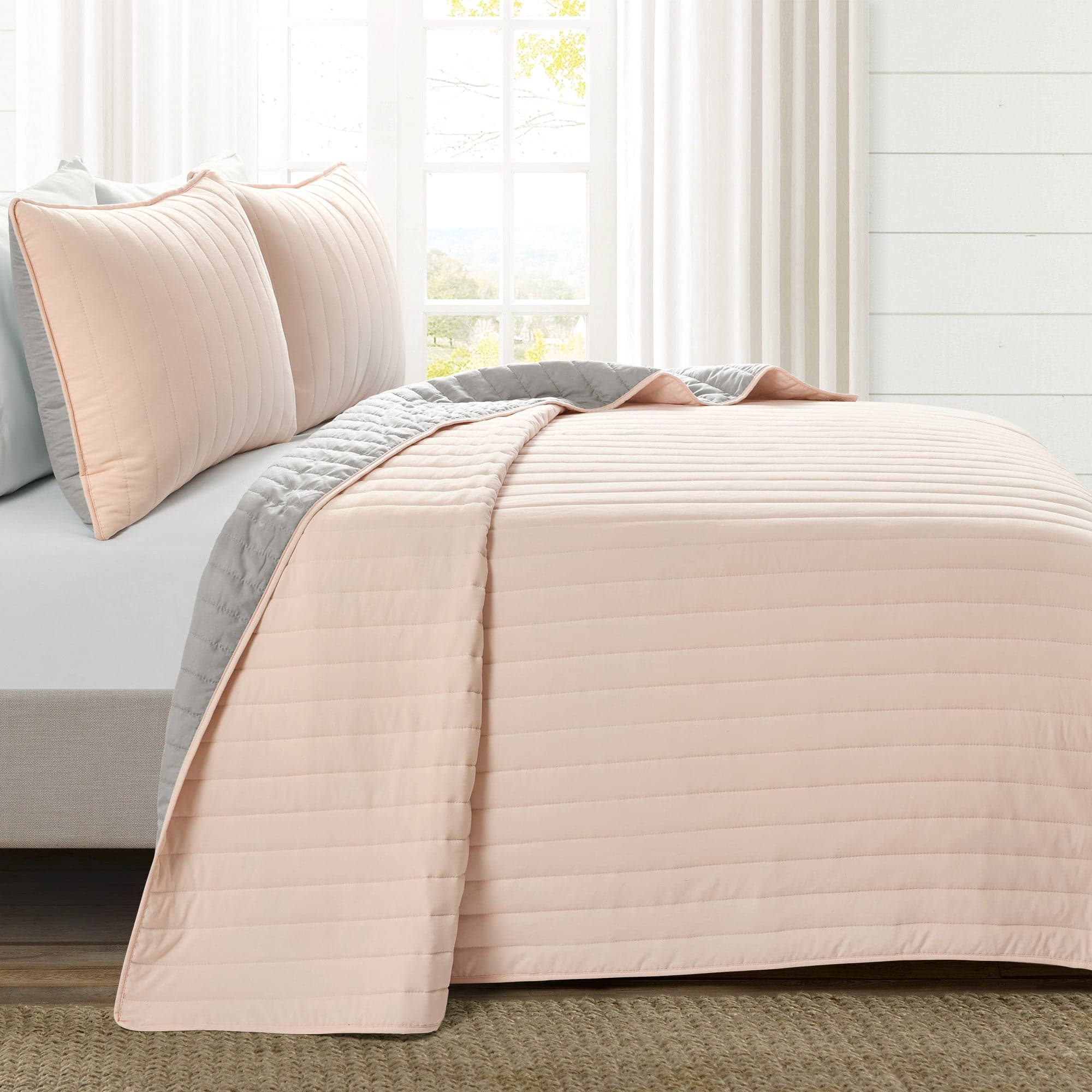 Soft Stripe All Season Quilt Coverlet Set - Lightweight Bedding for Year-Round Comfort - Perfect for Master Bedroom, Guest Room & Cozy Home Decor