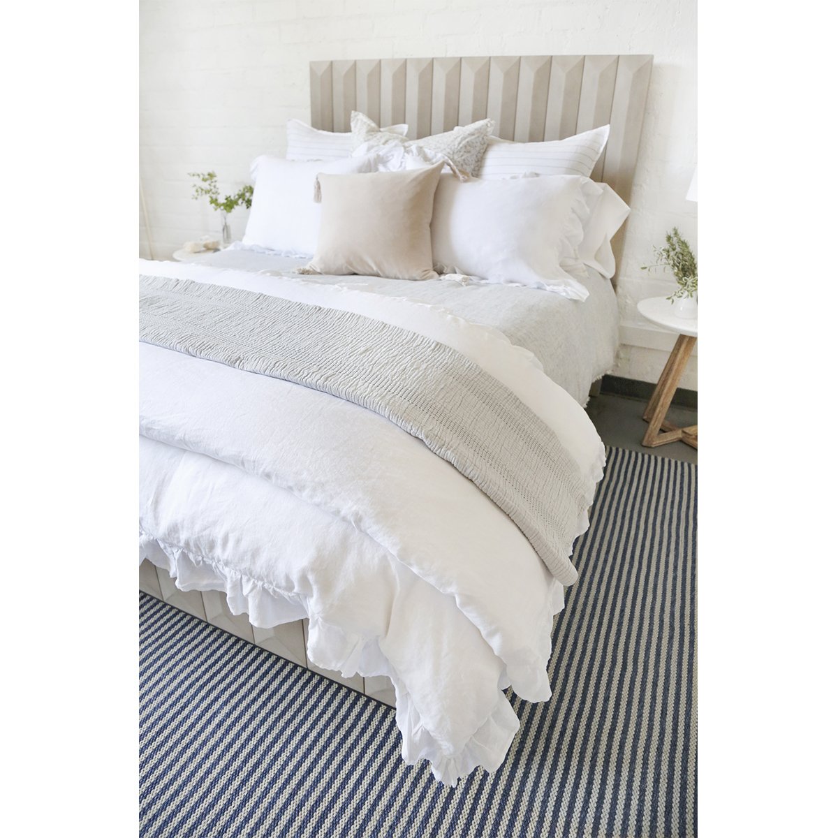 Premium Charlie Duvet Cover Set - Soft & Breathable Bedding for All Seasons | Perfect for Master Bedroom, Guest Room & Kids' Room Decor