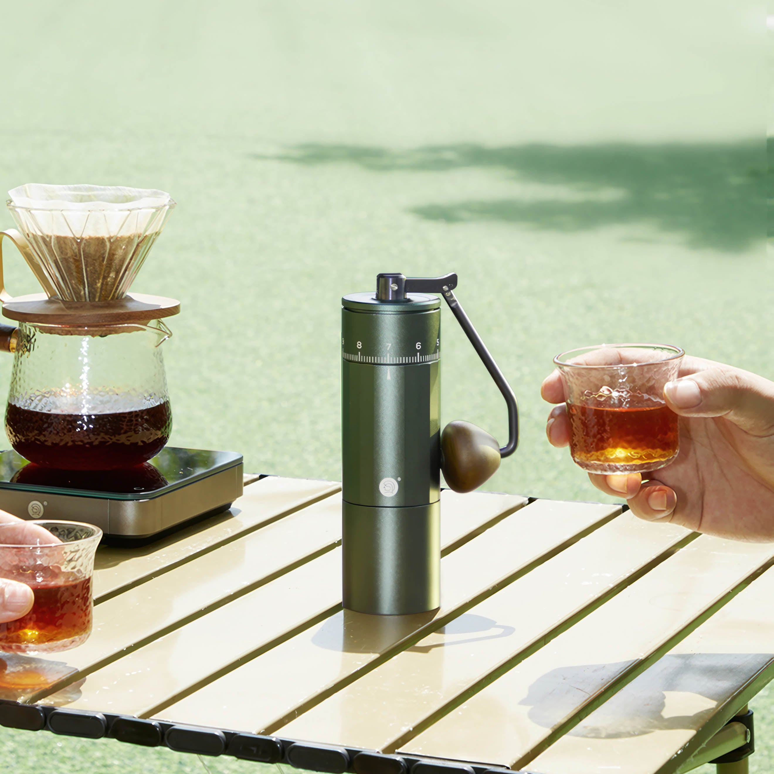 Premium Z5 X Fold Manual Coffee Grinder - Adjustable Ceramic Burr, Portable Hand Crank Mill for Espresso, French Press & Pour Over - Perfect for Camping, Travel & Home Brewing