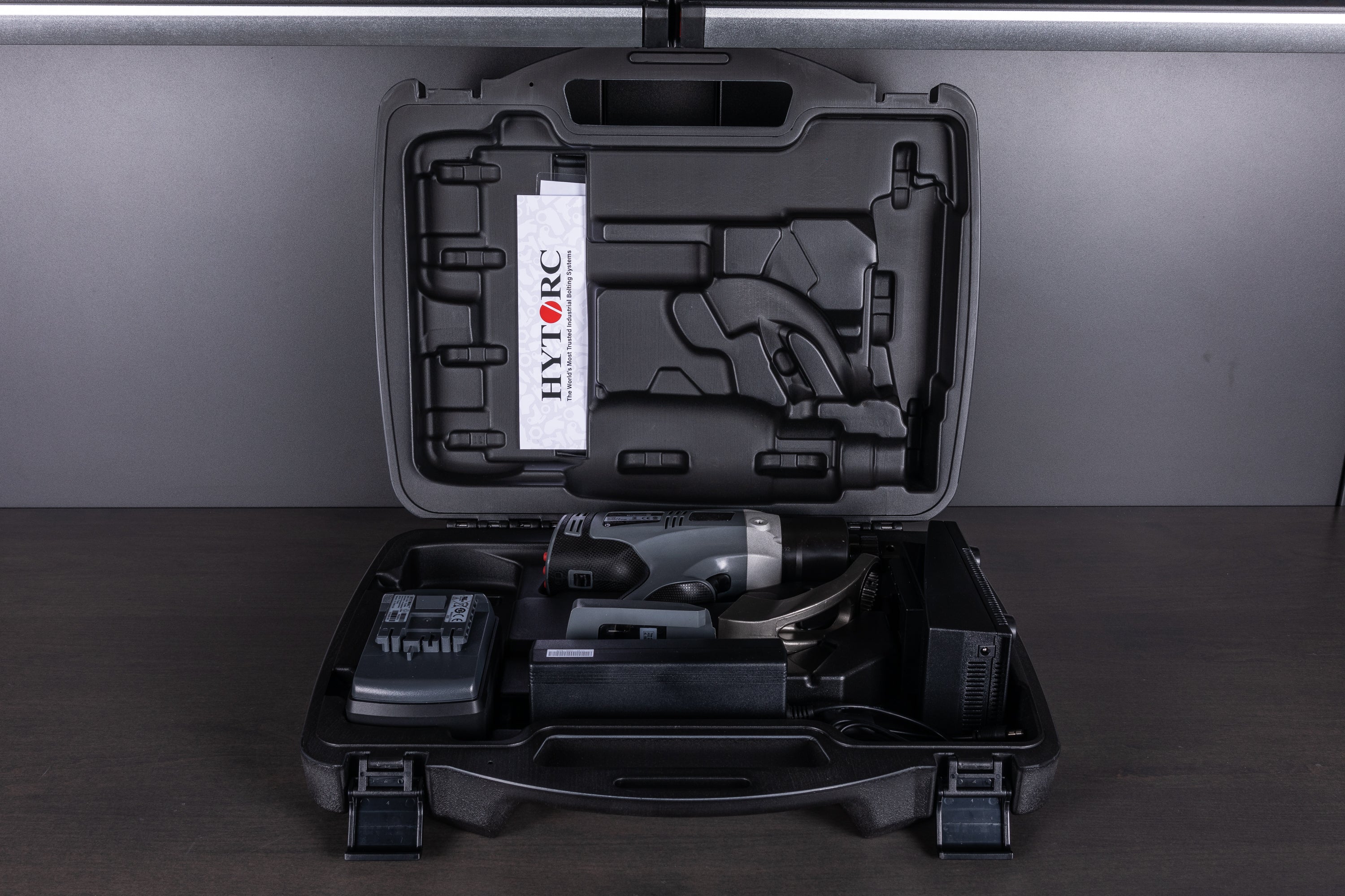 HYTORC Center Lock Torque Gun - High Precision Torque Wrench for Automotive & Industrial Use - Perfect for Wheel Installation, Machinery Maintenance & Construction Projects