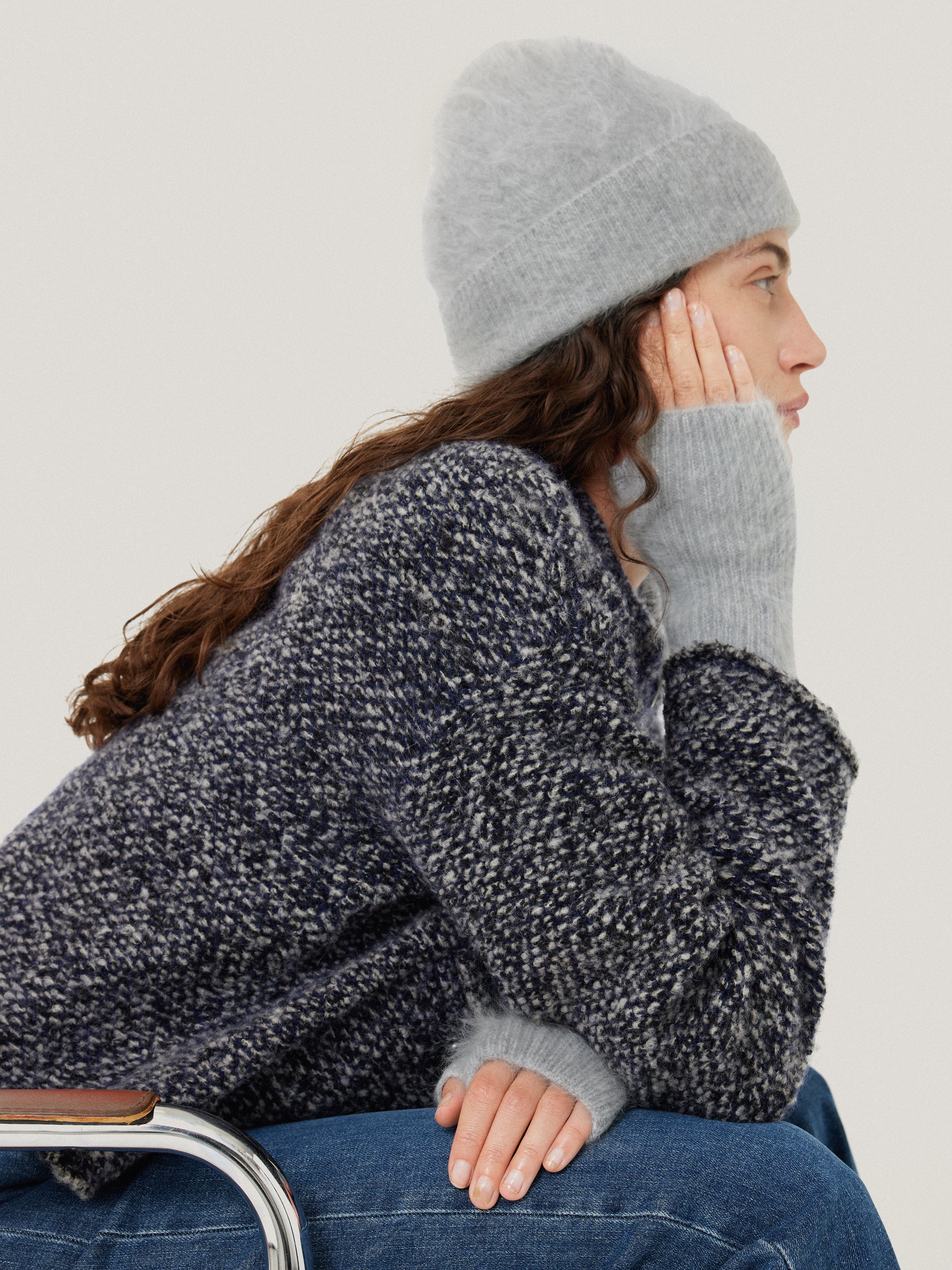 Premium Halo Cashmere Beanie - Soft & Warm Winter Hat for Men & Women - Light Grey Knit Beanie - Perfect for Skiing, Hiking & Outdoor Activities