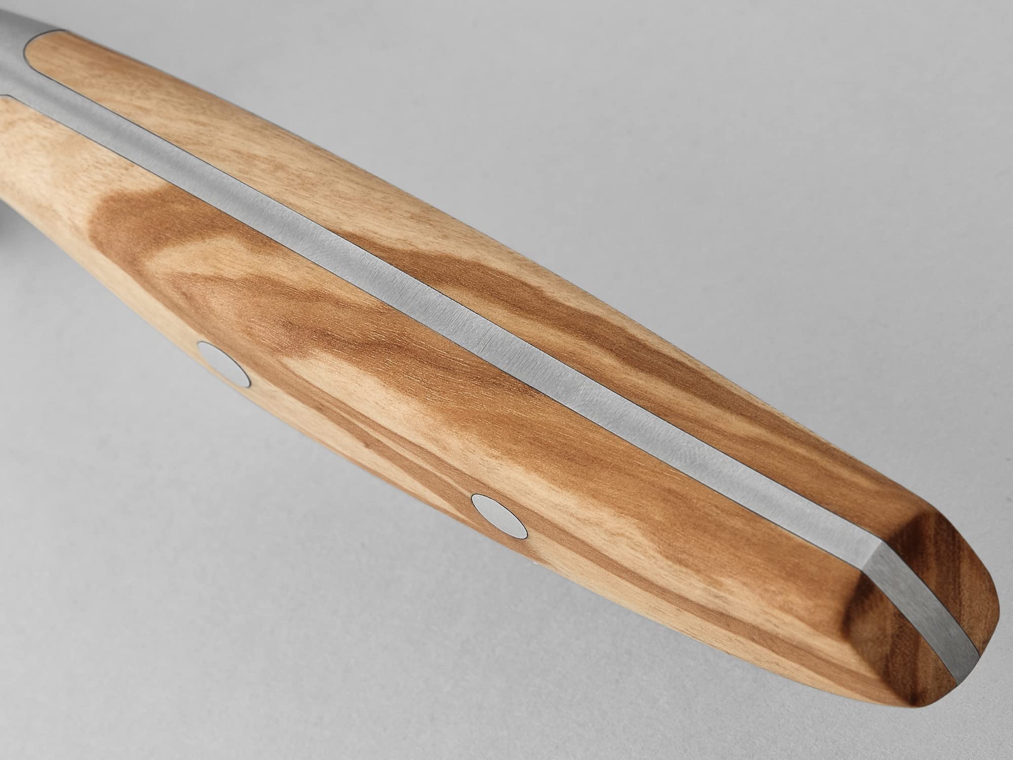 Wüsthof AMICI 9-Inch Double Serrated Bread Knife with Tan Handle - Perfect for Slicing Fresh Bread, Baguettes, and Pastries - Ideal for Home Kitchens and Professional Bakeries