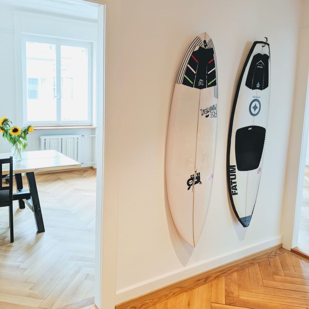Shepps/Gnarwall Surfboard Wall Mount Hooks - Single Fin Surfboard Rack for Secure Storage - Perfect for Garage, Bedroom, or Beach House Organization