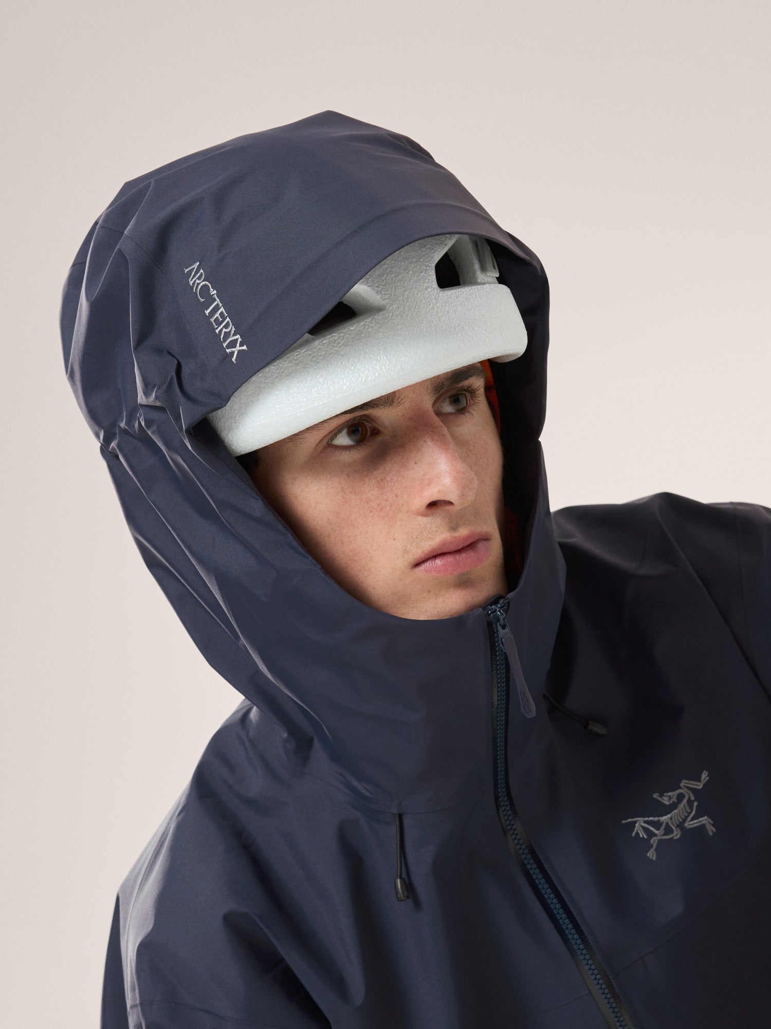 Men's Beta SL Jacket - Lightweight Waterproof Hiking & Outdoor Adventure Shell - Perfect for Rainy Weather & Mountain Climbing