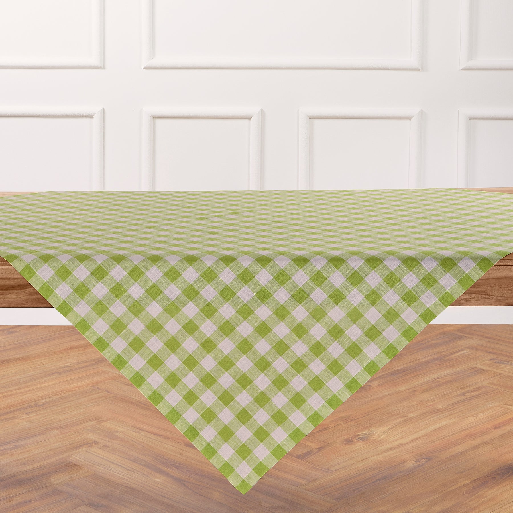 Morgan Check Table Throw - Classic Plaid Tablecloth for Dining Room, Kitchen, and Outdoor Picnics | Durable & Stylish Home Decor for Parties & Gatherings