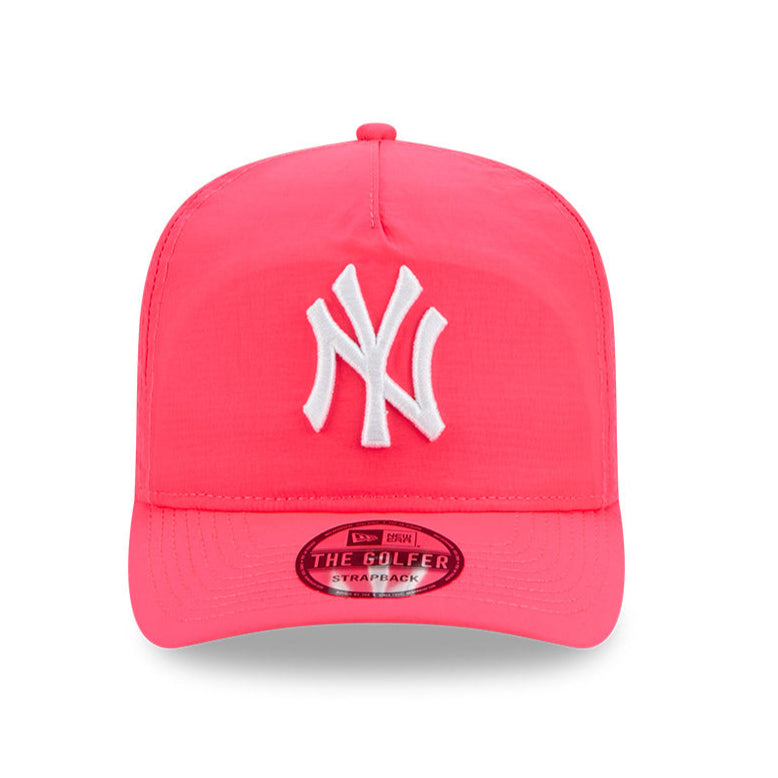 New York Yankees Strapback Hat by New Era - Lightweight Nylon Golf & Everyday Cap for Men - Perfect for Baseball Games, Golfing, and Casual Wear