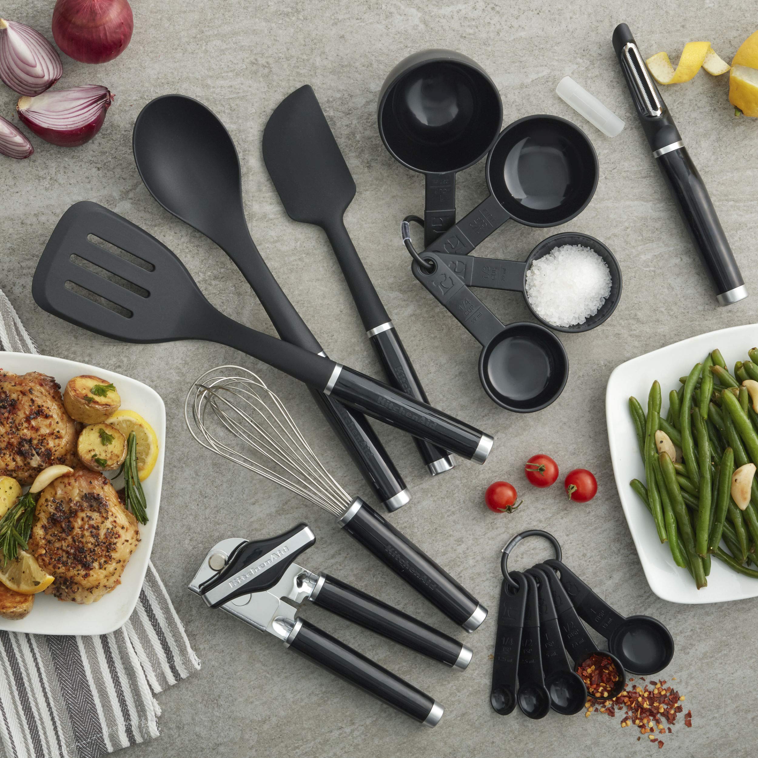 KitchenAid 15-Piece Classic Kitchen Tool and Gadget Set in Black - Essential Cooking Utensils for Baking, Grilling & Food Prep