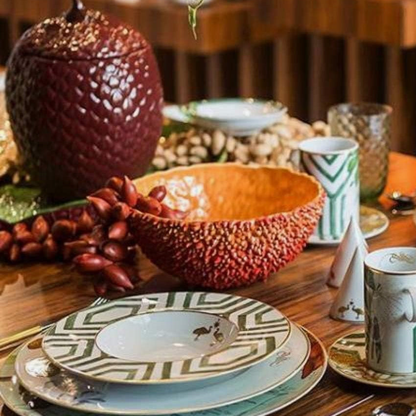 Bordallo Pinheiro Amazonia Handmade Ceramic Salad Bowl - Eco-Friendly Dinnerware for Healthy Meals & Entertaining