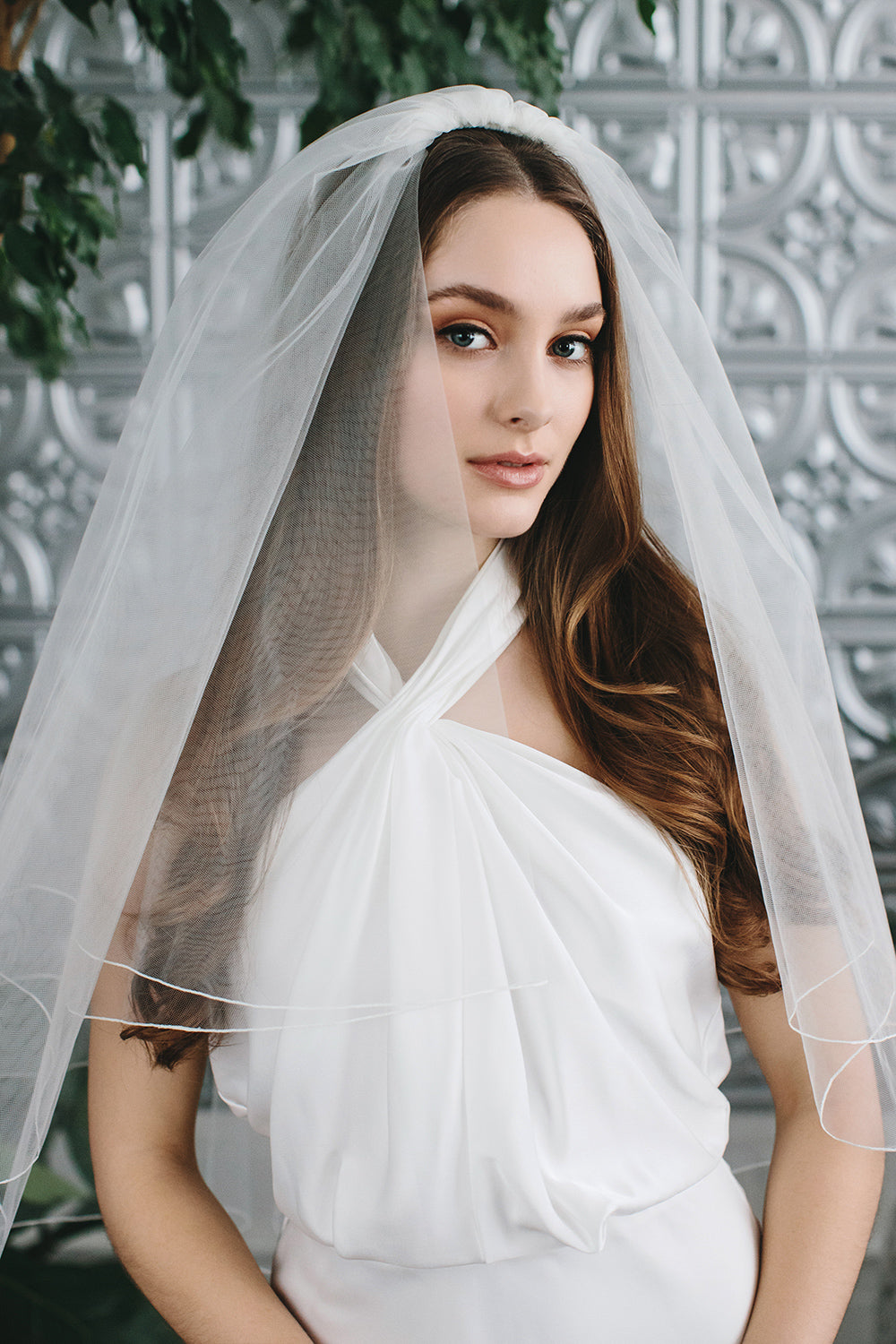 2 Layer Pencil Edge Veil - Thin & Lightweight Bridal Face Cover for Wedding Ceremony - Perfect for Church, Beach, and Outdoor Weddings