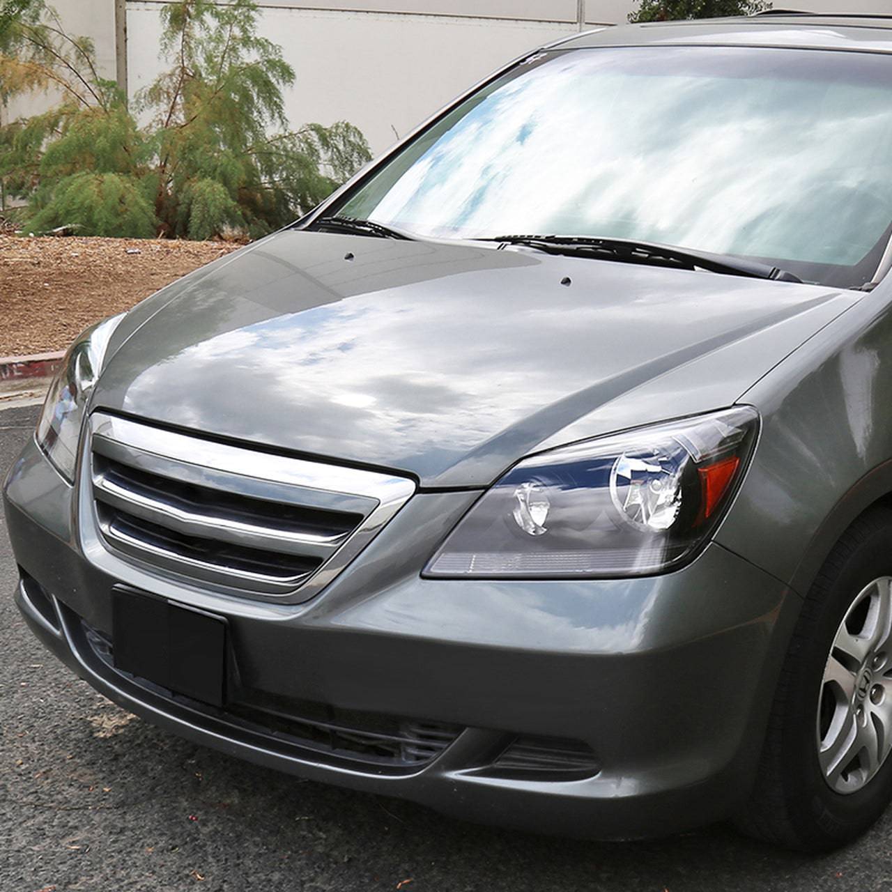 2005-2007 Honda Odyssey Crystal Headlights - Matte Black Housing with Clear Lens - Direct Replacement w/ 9006 Bulbs - Upgrade Your Minivan for Night Driving & Enhanced Visibility