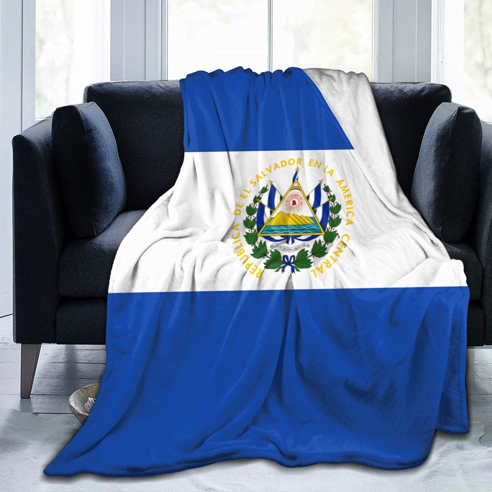El Salvador Flag Flannel Fleece Throw Blanket - Soft & Warm Blanket for Bed, Sofa, Living Room - Perfect for Cozy Nights, Camping & Home Decor