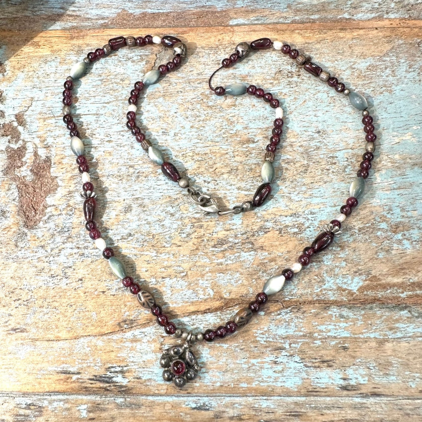 Vintage Garnet Mother of Pearl Beaded Necklace - Handmade Bohemian Jewelry for Women - Perfect for Weddings, Parties & Special Occasions