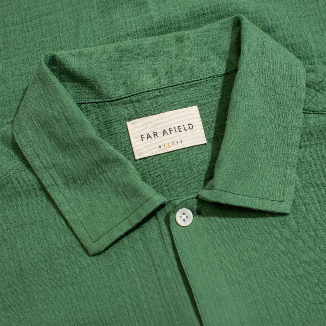 Stylish Tropical Green Double Cloth Busey Shirt for Men - Breathable & Comfortable Hawaiian Aloha Shirt for Beach Vacation, Summer Party & Casual Wear