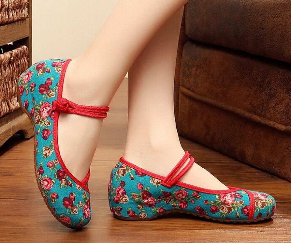 Vintage Chinese Style Embroidered Women's Mary Jane Shoes - Traditional Qipao Dress Shoes for Women - Perfect for Weddings, Parties, and Cultural Events