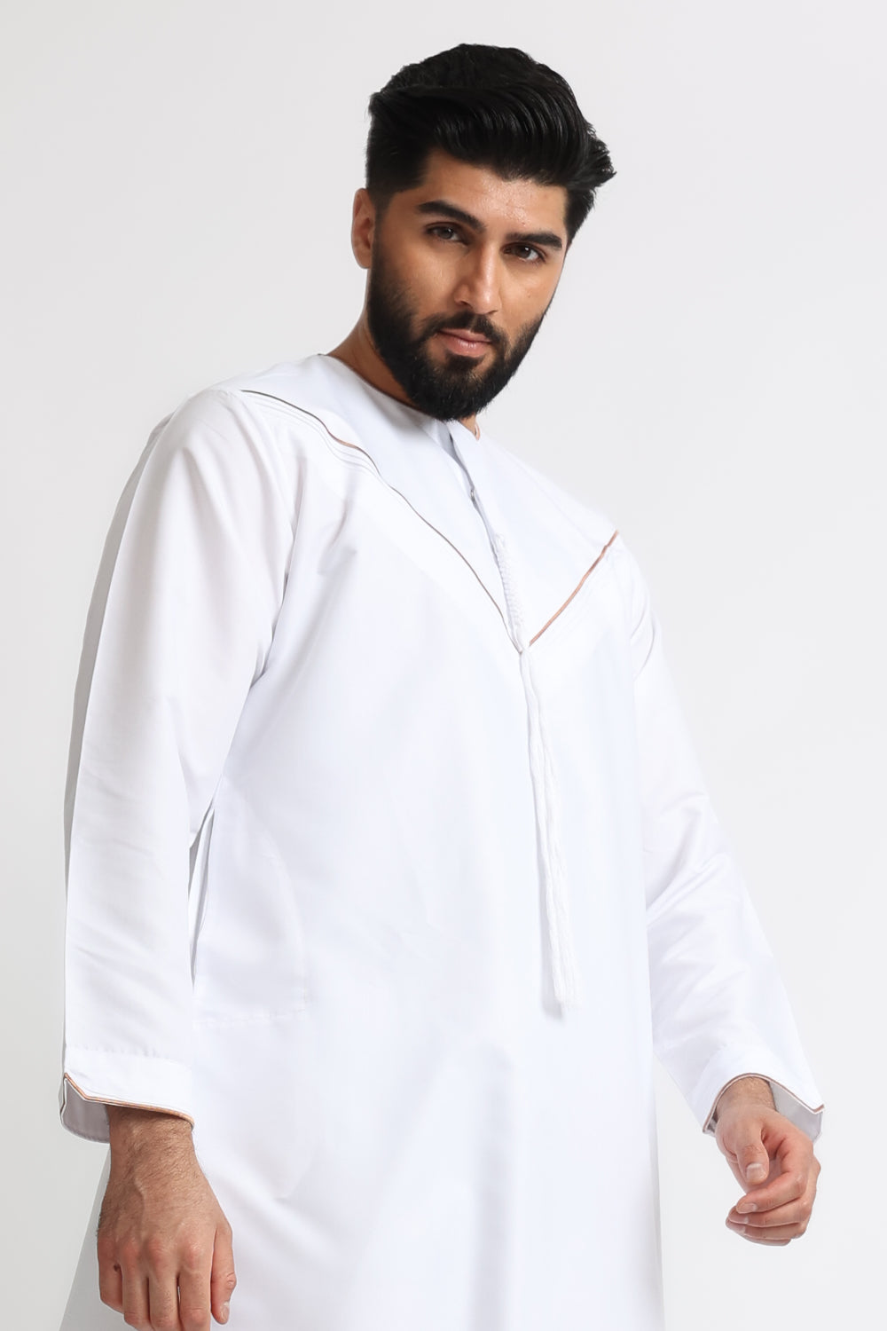 J101 White/Bronze Pleated Emirati Thobe - Traditional Arabic Robe for Men - Perfect for Eid, Weddings & Special Occasions