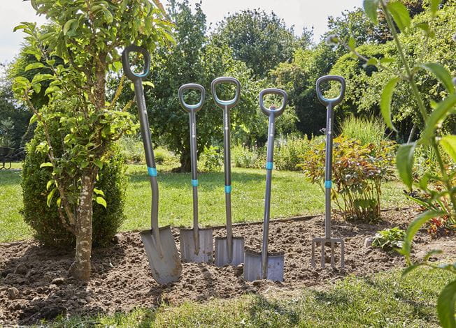 Gardena ErgoLine Telescopic Spade - Adjustable Garden Shovel for Digging & Planting | Perfect for Landscaping, Yard Work & Outdoor Gardening
