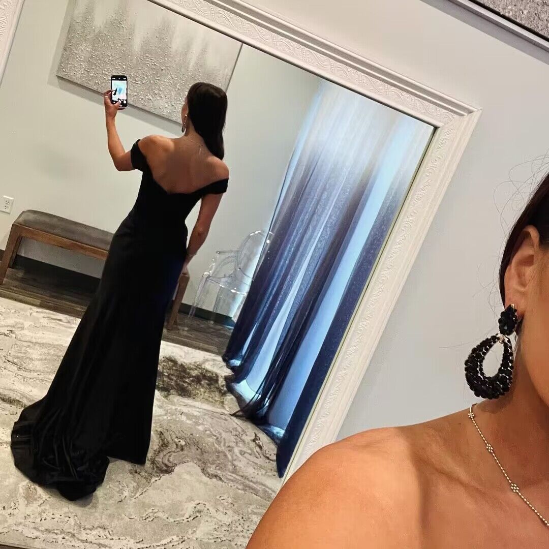 Elegant Black Off-the-Shoulder Mermaid Prom Dress with Applique Details and High Slit - Perfect for Formal Dances, Evening Galas & Special Occasions (Style J2822)