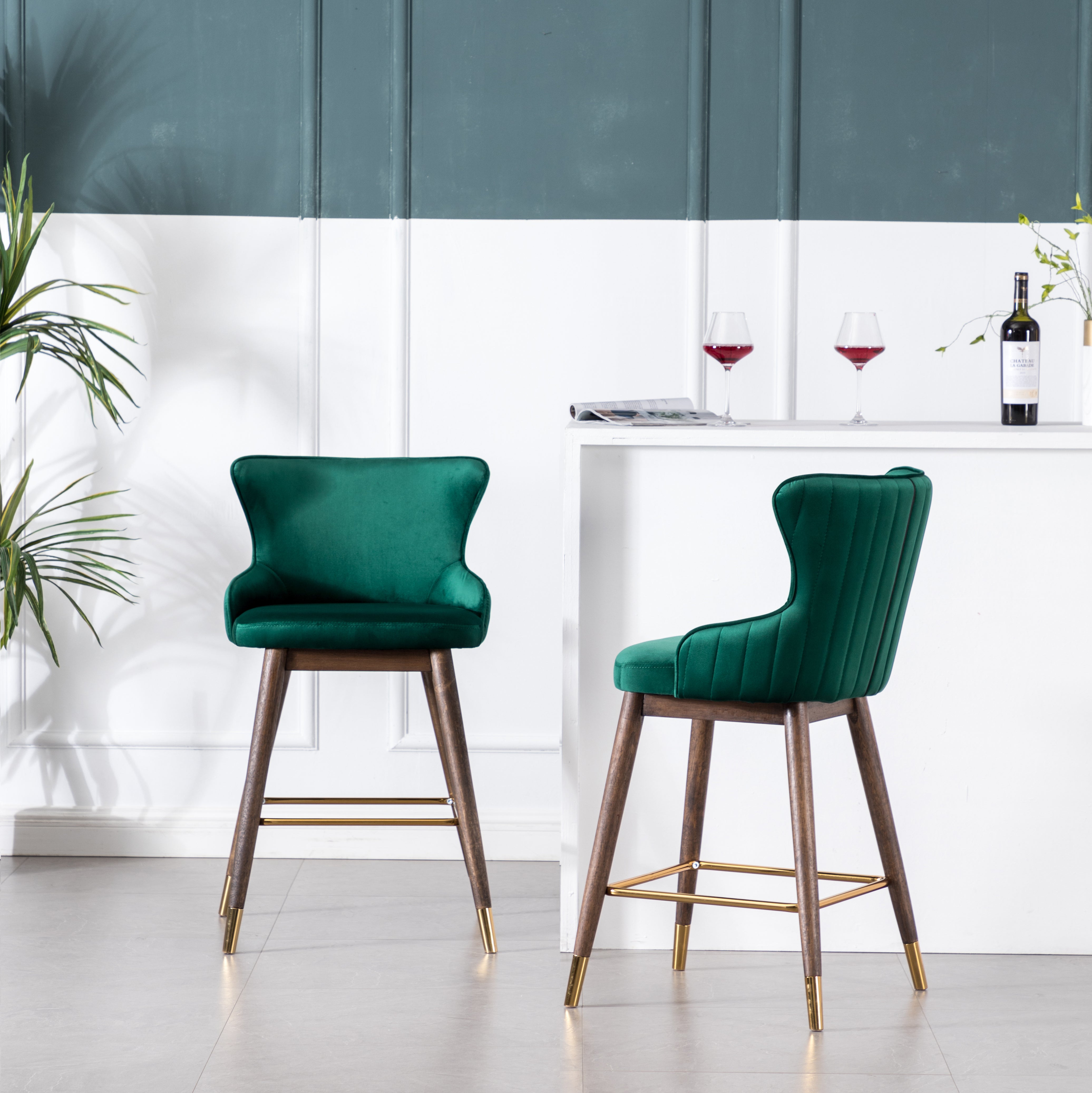 Roundhill Furniture Leland Fabric Upholstered Counter Height Wingback Bar Stools, Green, Set of 2 - Perfect for Kitchen Islands, Breakfast Nooks & Home Bars