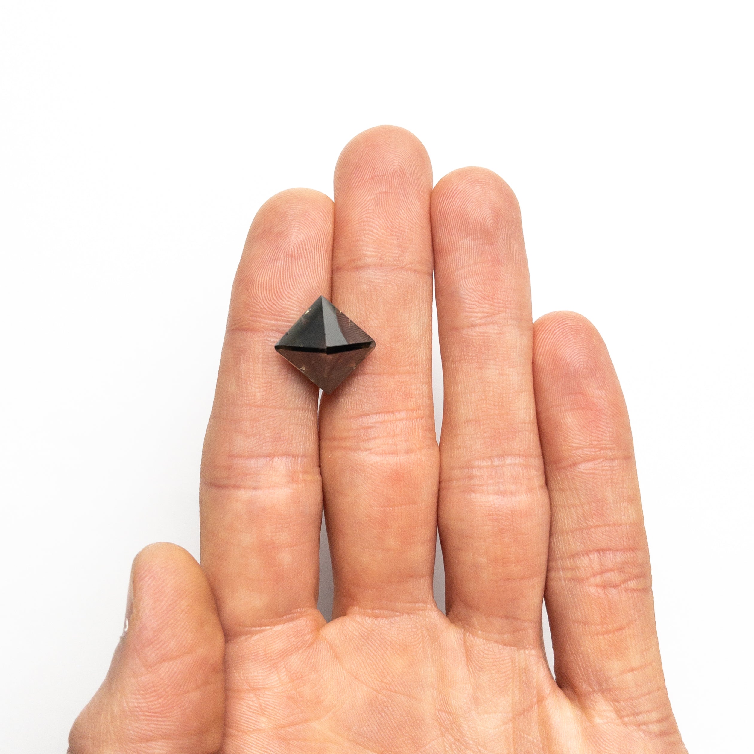 13.23ct Natural Asteriated Octahedron Gemstone - 15.65x11.20x11.55mm Faceted Cut for Jewelry Making, Collectors & Healing Crystals