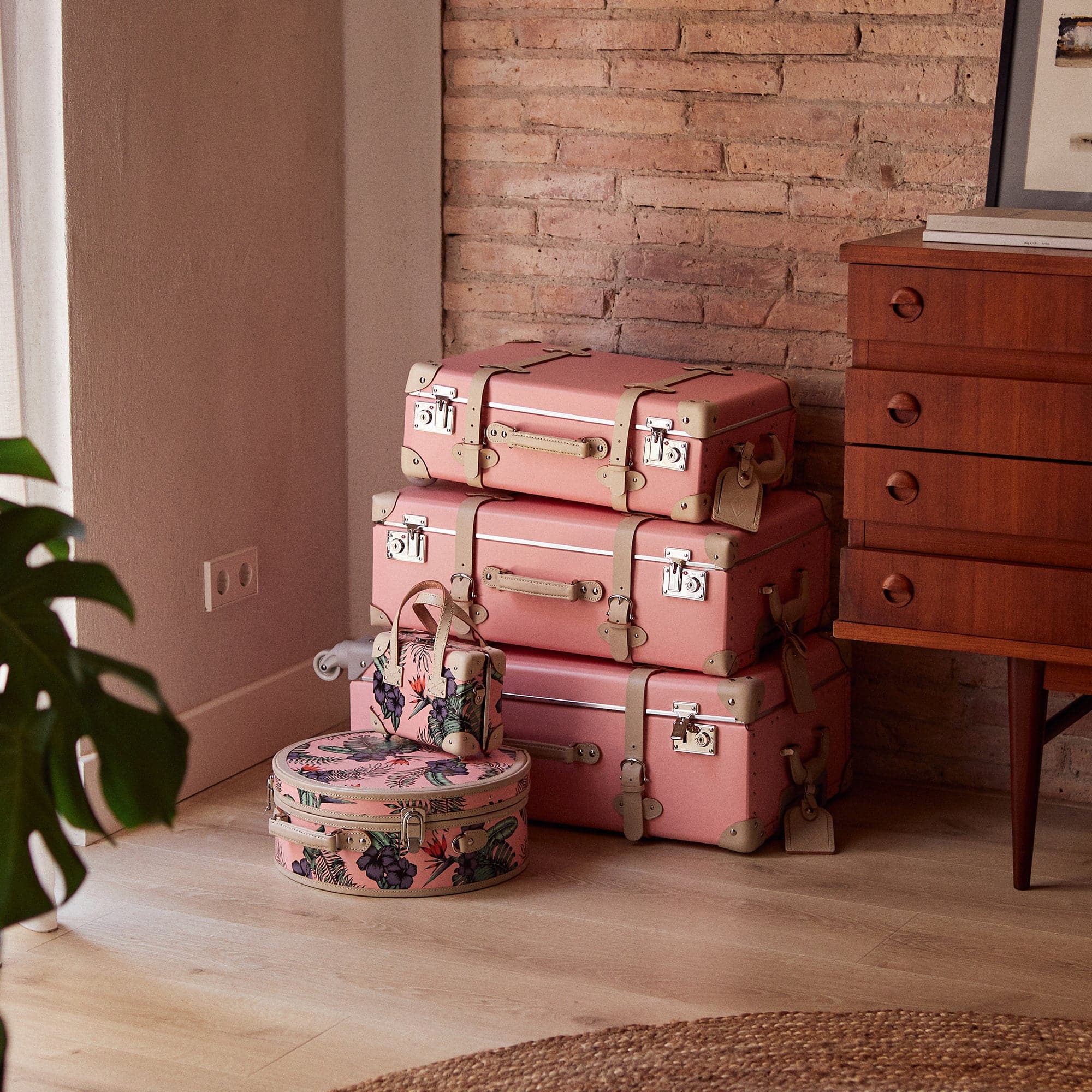 The Botanist Pink Check-In Spinner - Stylish Luggage Tag for Travel & Suitcases - Perfect for Airports, Hotels & Vacation Trips