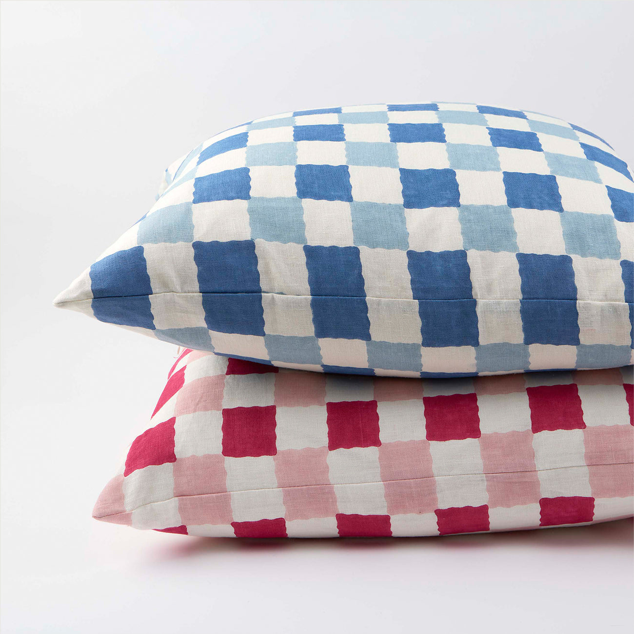 Soft Pink Checkered Cushion Cover 65x65 cm - Stylish Home Decor for Living Room, Bedroom, or Office
