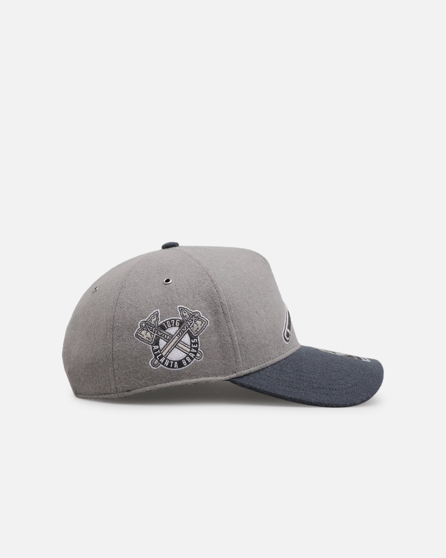 47 Brand Atlanta Braves 'Shades Of Gray' Snapback Hat - Adjustable 47 Offside Cement Baseball Cap for Men & Women - Perfect for Sports Games, Casual Wear & Fan Collections